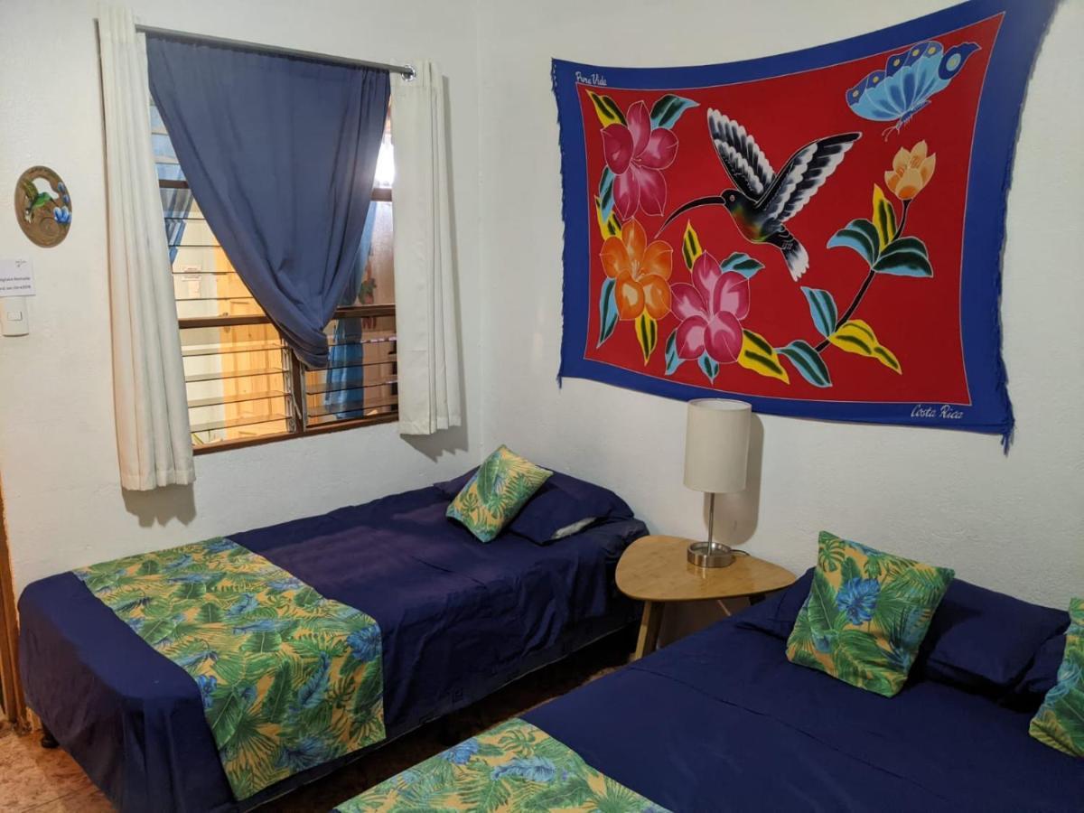 Guesthouse Casa Lapa2 알라후엘라 외부 사진