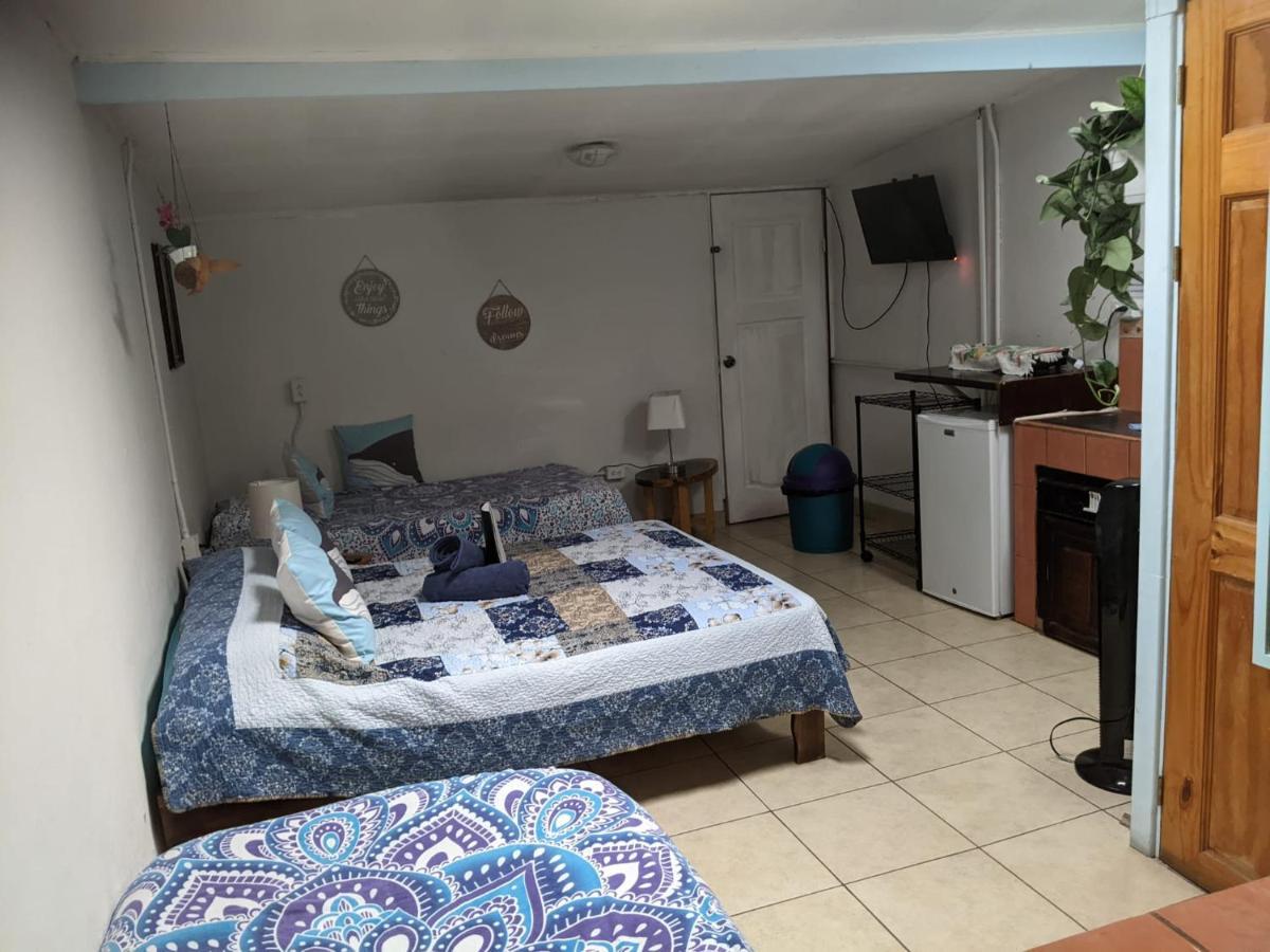 Guesthouse Casa Lapa2 알라후엘라 외부 사진